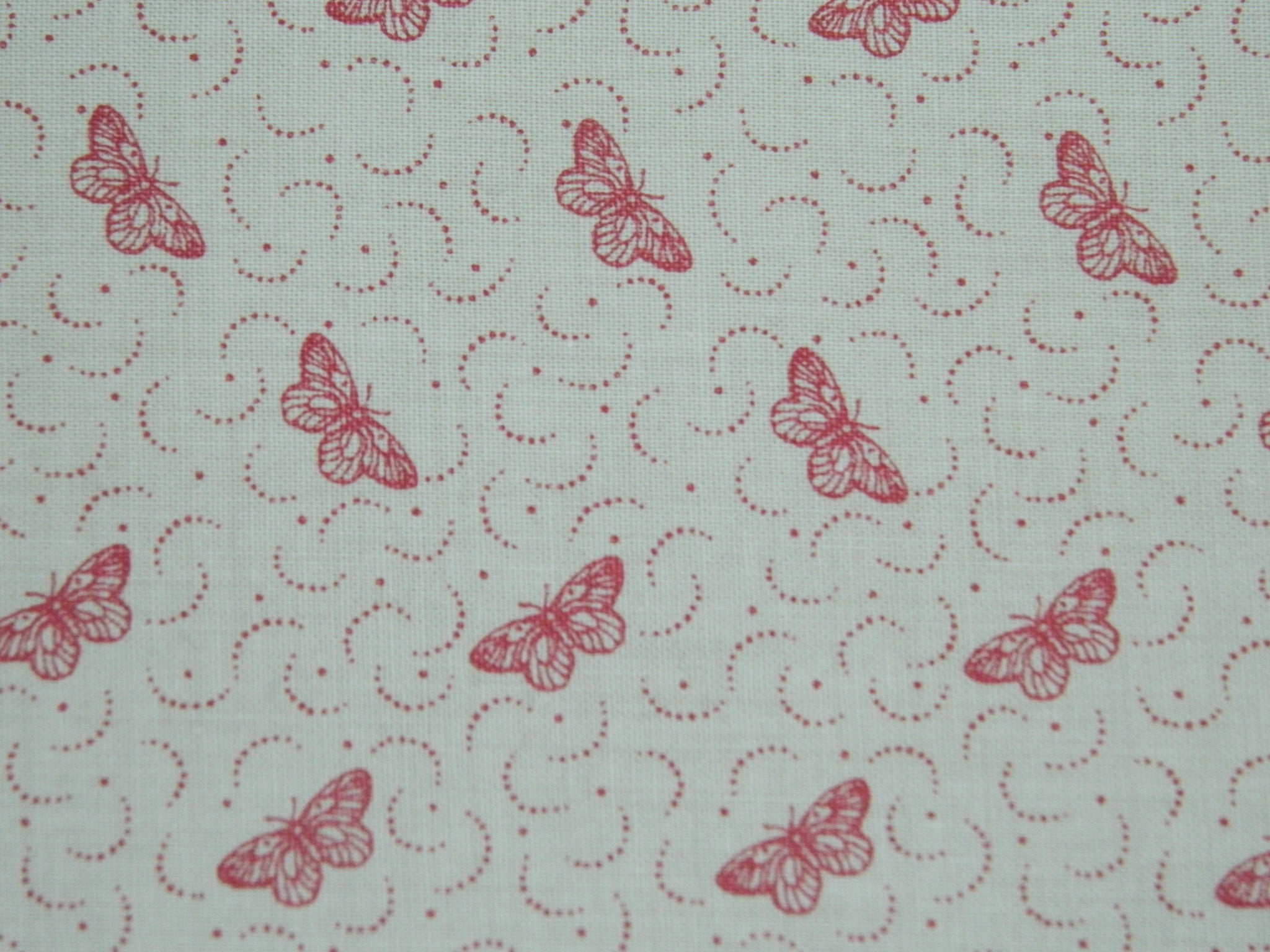 Cream Red Butterfly Antionette M13954 13