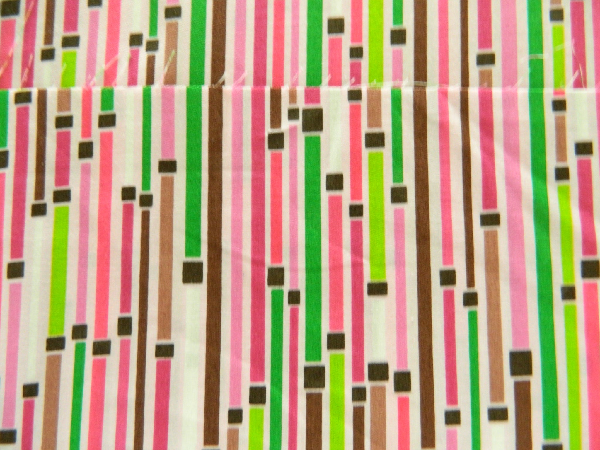 Stripes Pink A0681